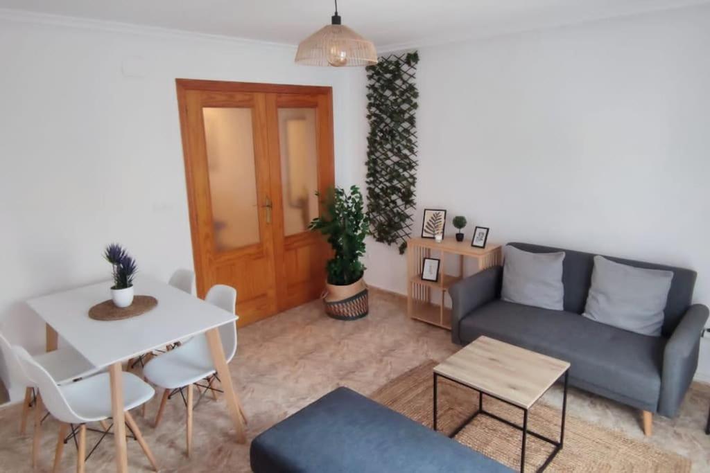 Apartamento En El Centro De Elche Con Terraza La Alborada Exterior photo